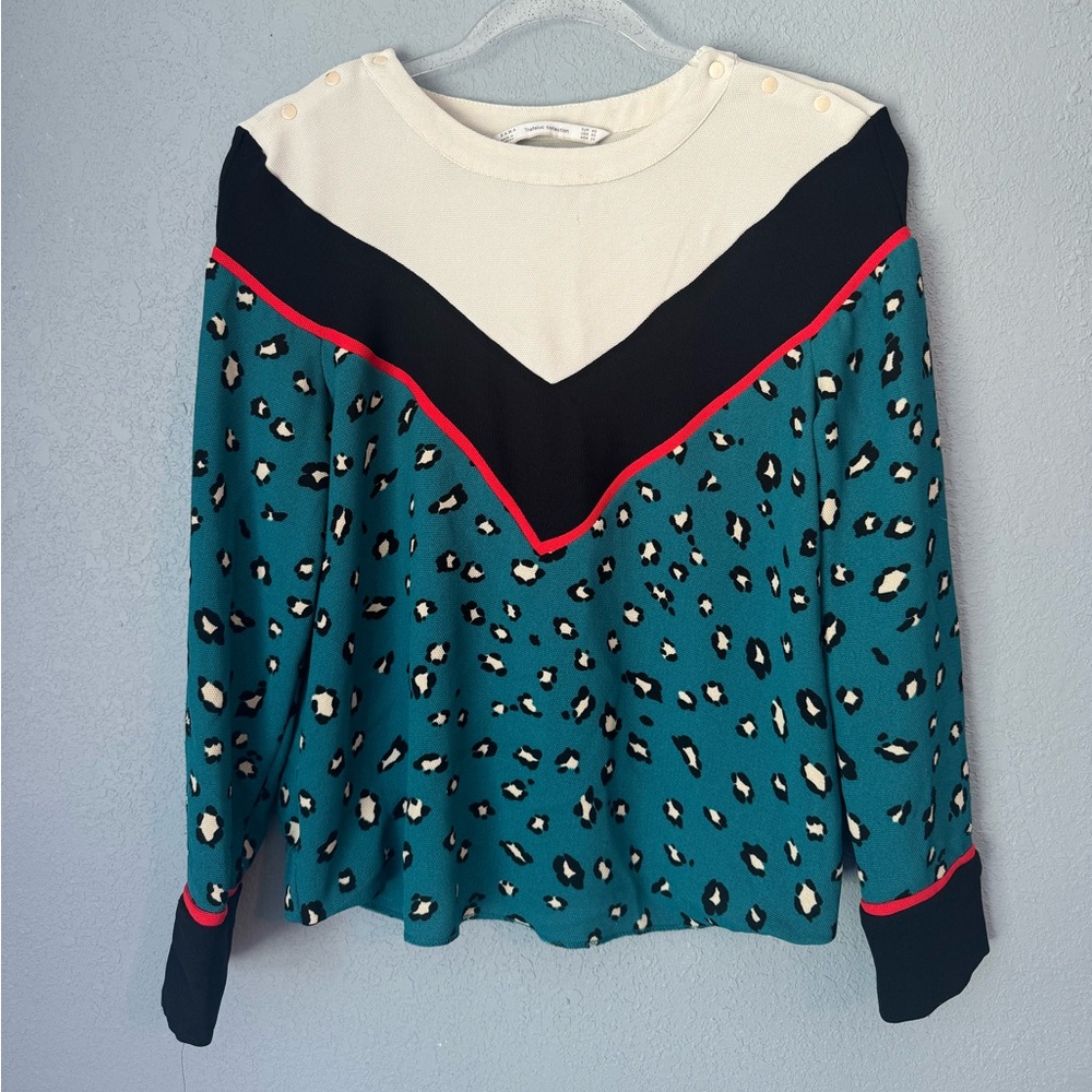Teal leopard print top